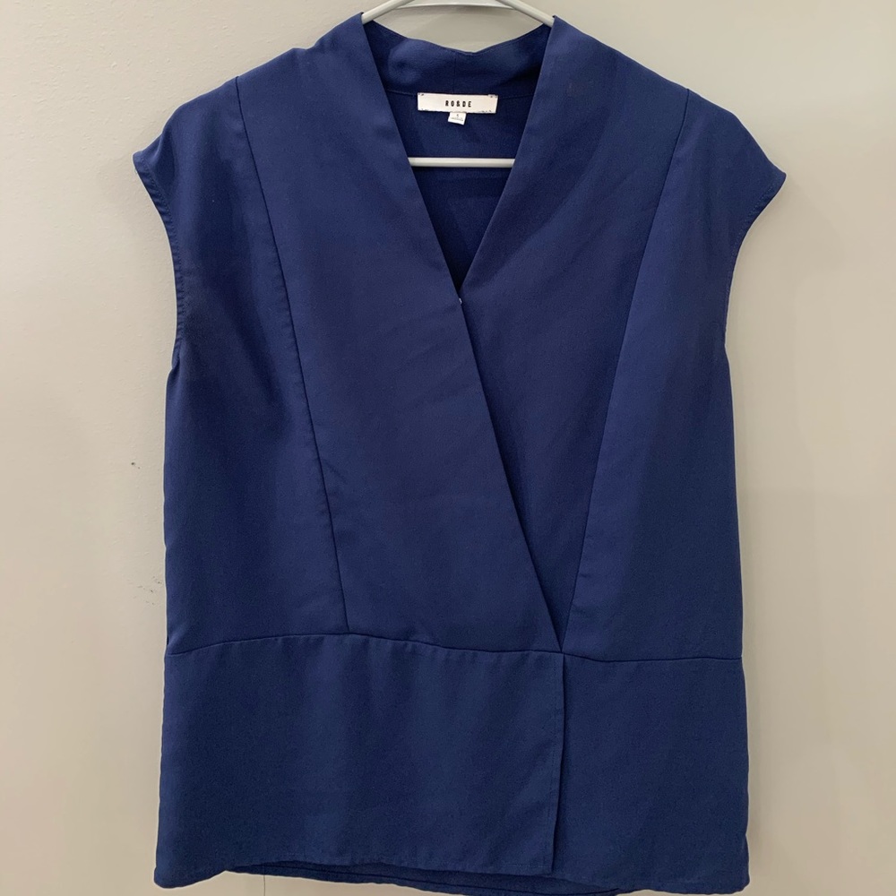 Ro & De Sleeveless Blouse